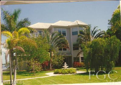 4981 Galt Island AVE, ST. JAMES CITY FL 33956