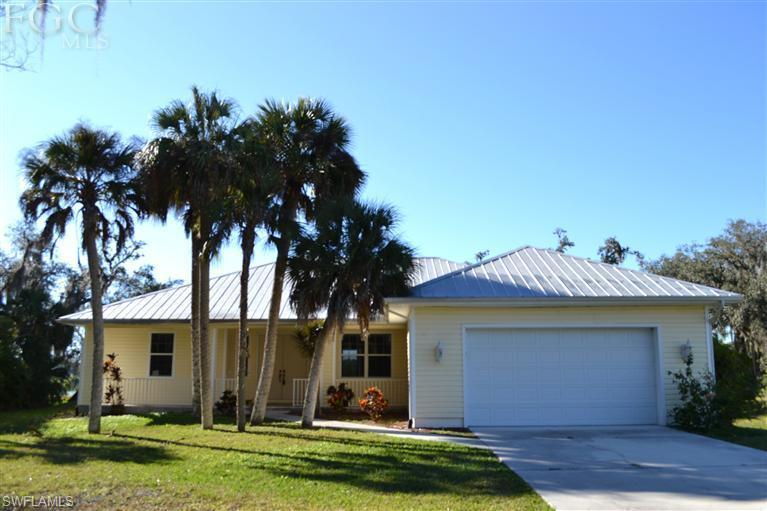21160 Captain Nelson CT, ALVA FL 33920