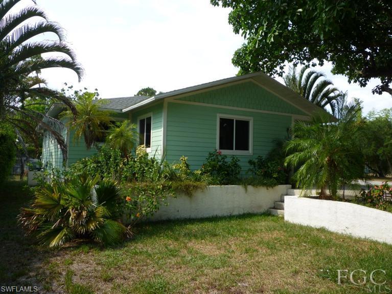 27202 S Riverside DR, BONITA SPRINGS FL 34135