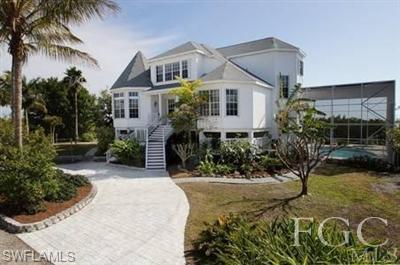 4721 Galt Island AVE, ST. JAMES CITY FL 33956