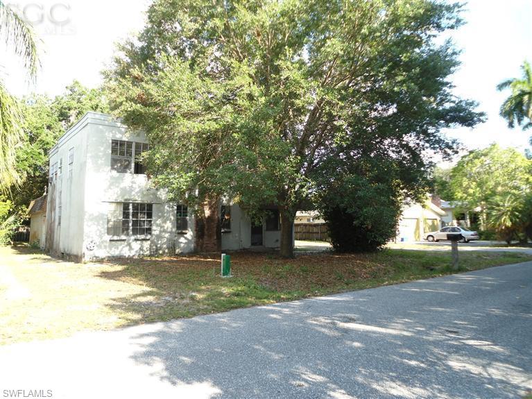 327 Royal Palm Park RD