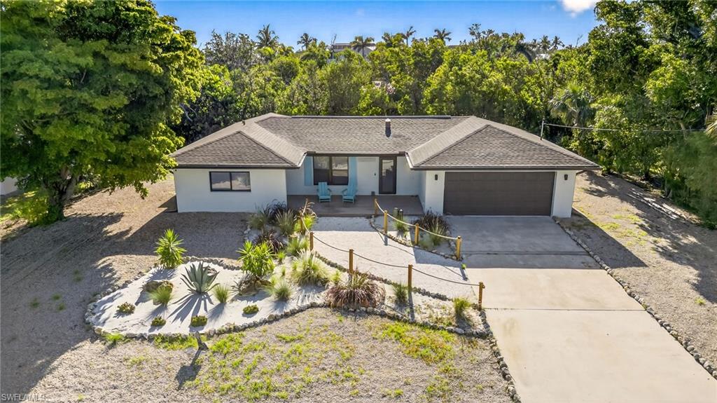 1105 Skiff PL, SANIBEL FL 33957