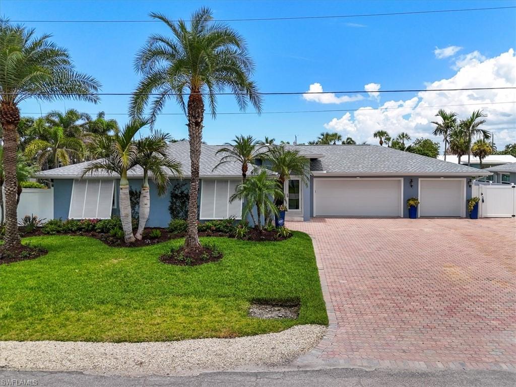 221 Albatross ST, FORT MYERS BEACH FL 33931
