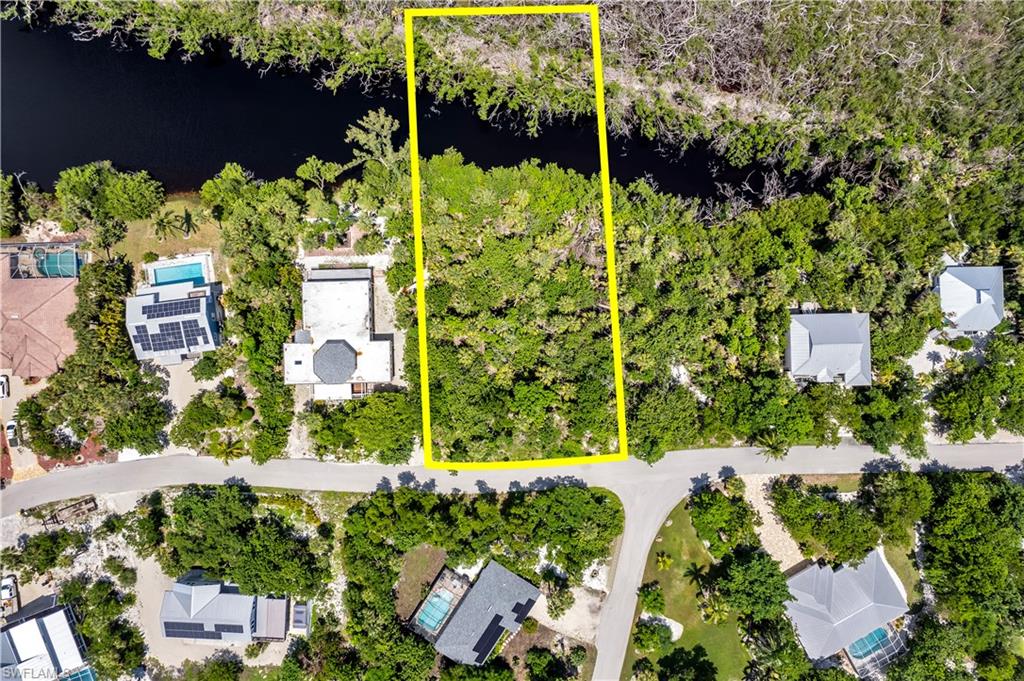 2002 Wild Lime DR, SANIBEL FL 33957