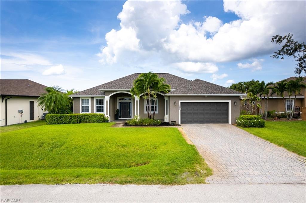 18464 Olive RD, FORT MYERS FL 33967