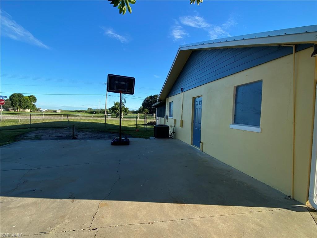 1837 Red RD, CLEWISTON FL 33440