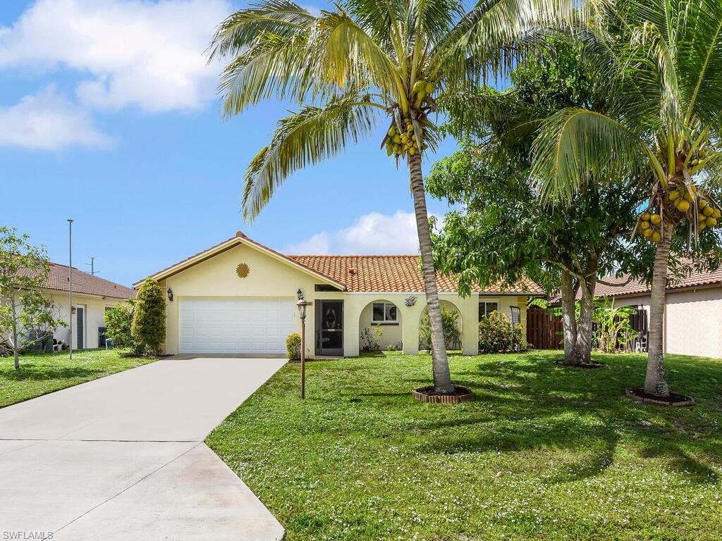 27423 Pollard DR, BONITA SPRINGS FL 34135