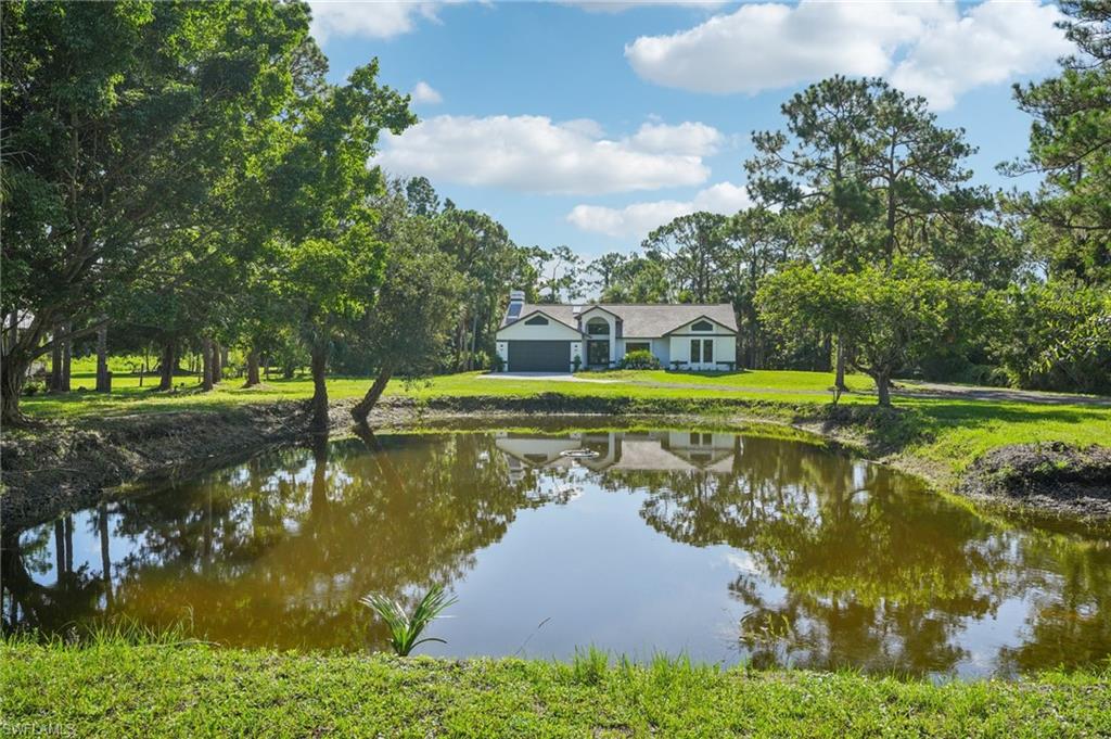 4322 Skates CIR, FORT MYERS FL 33905