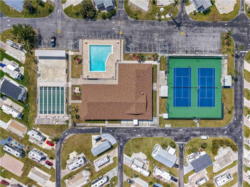 19681 Summerlin #176 RD, FORT MYERS FL 33908