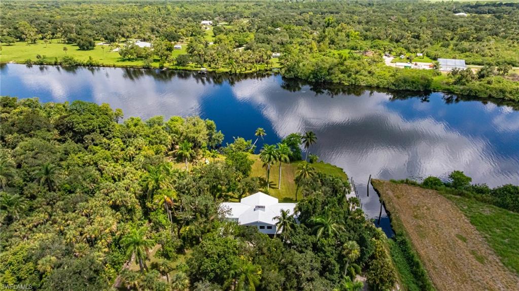 19481/483 S River RD, ALVA FL 33920