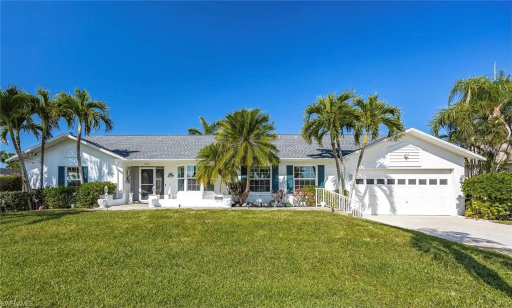 2215 Channel WAY, NORTH FORT MYERS FL 33917