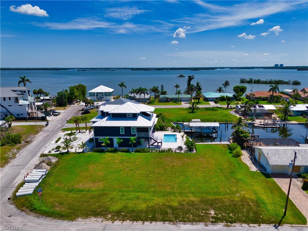 1 Palmview BLVD, FORT MYERS BEACH FL 33931