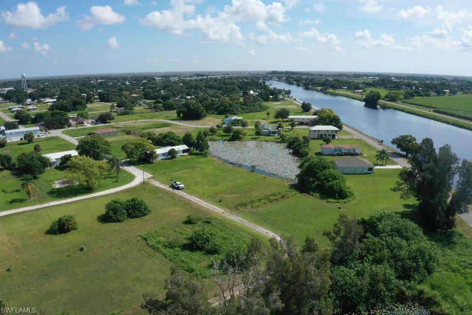 936 Meyerchick DR, MOORE HAVEN FL 33471