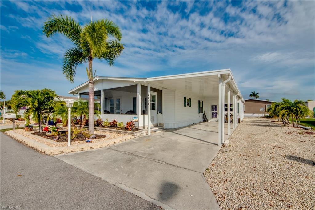 4954 Needlefish LN, ST. JAMES CITY FL 33956