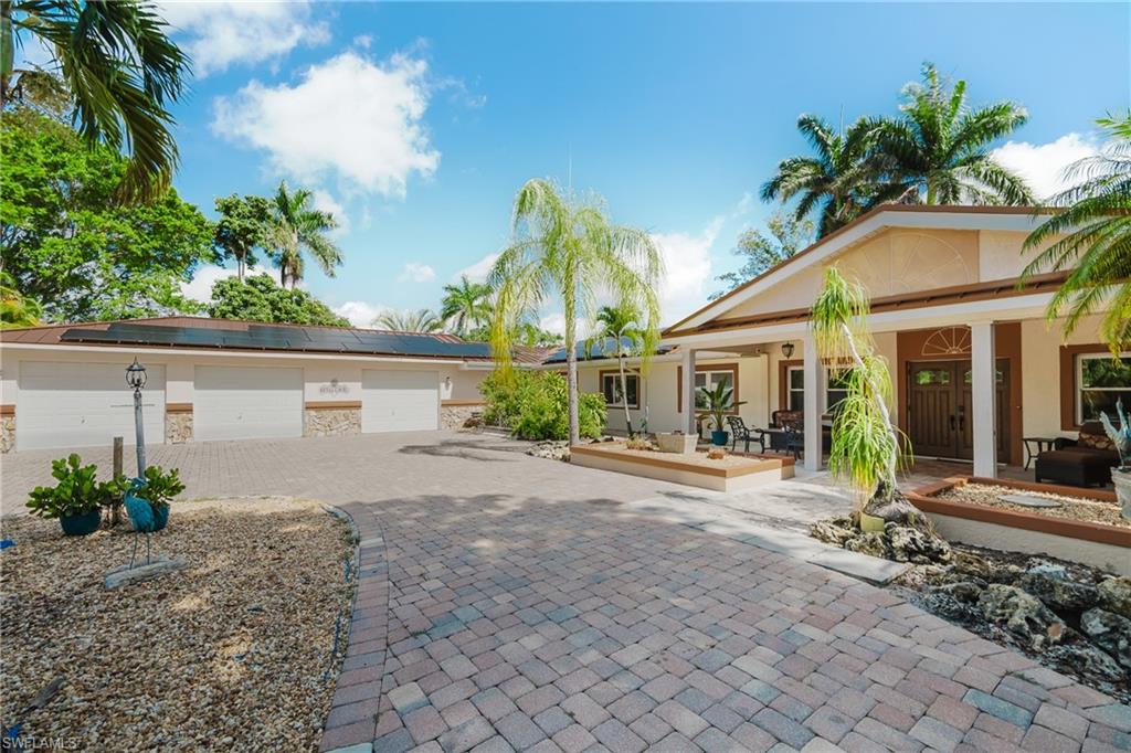 2475 Bridge RD, NORTH FORT MYERS FL 33917