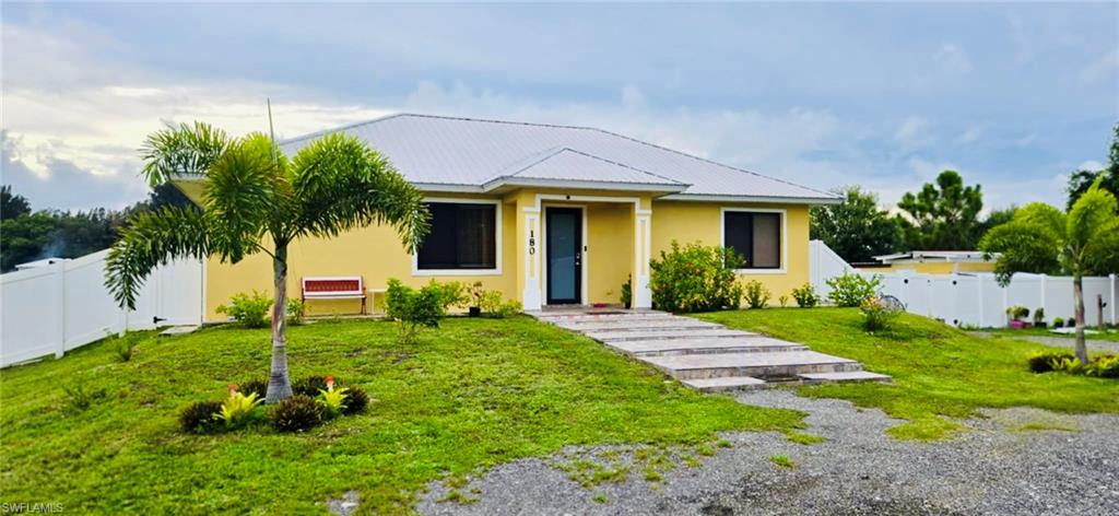180 N Hacienda ST, CLEWISTON FL 33440