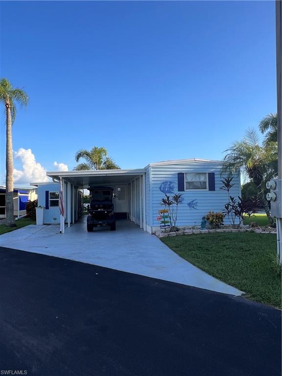 31 Channel LN, FORT MYERS FL 33905