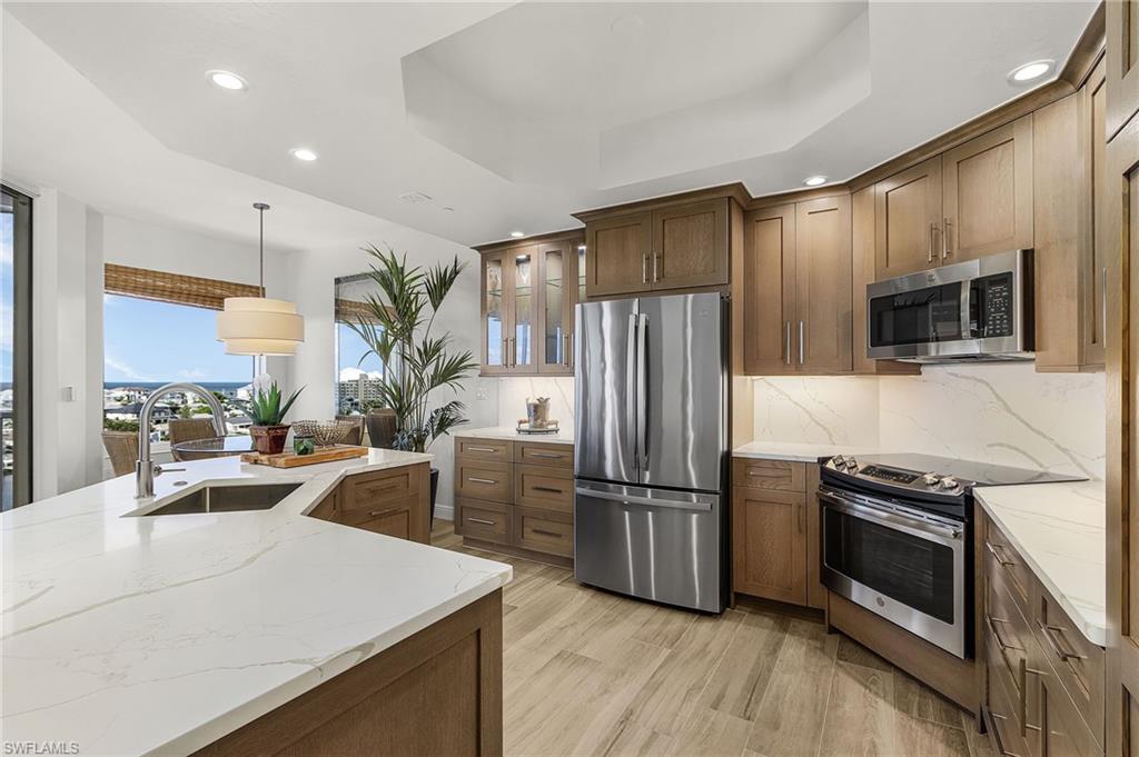4192 Bay Beach LN # 873, FORT MYERS BEACH FL 33931