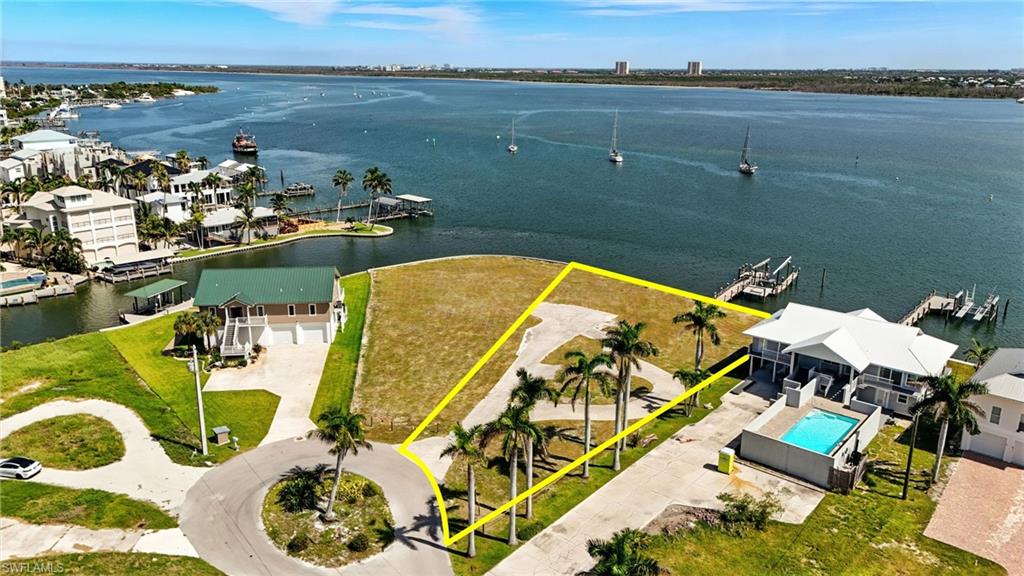 655 Matanzas CT, FORT MYERS BEACH FL 33931