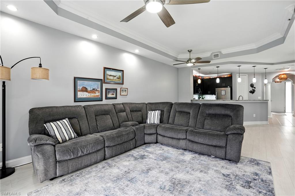 15256 Riverbend BLVD # 105, NORTH FORT MYERS FL 33917