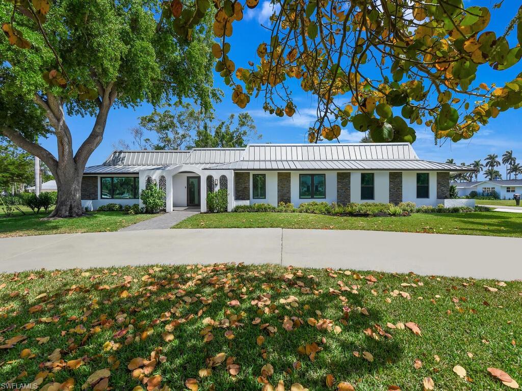 6923 Old Whiskey Creek DR, FORT MYERS FL 33919