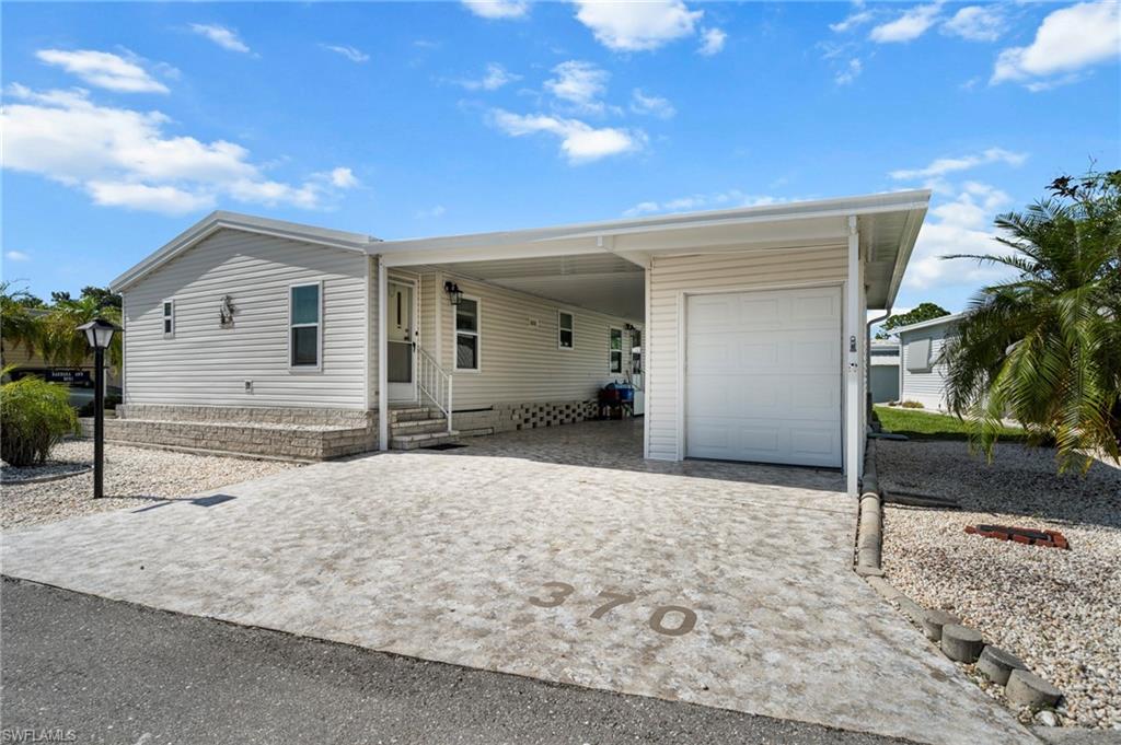 370 Nicklaus BLVD, NORTH FORT MYERS FL 33903