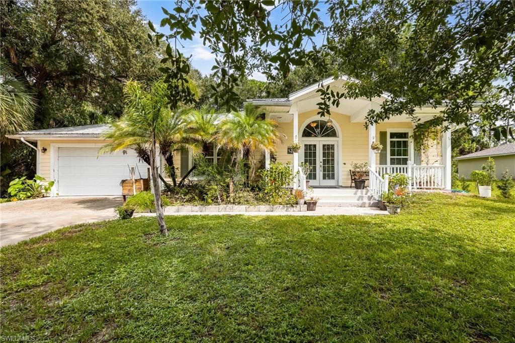 8004 Vega CT, LABELLE FL 33935