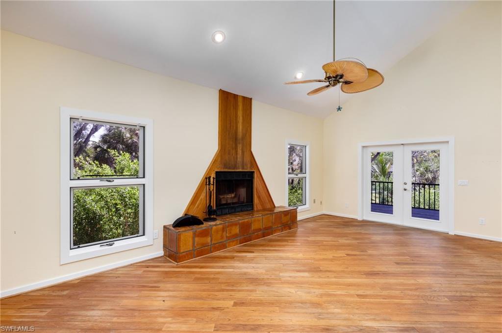 1345 Junonia ST, SANIBEL FL 33957