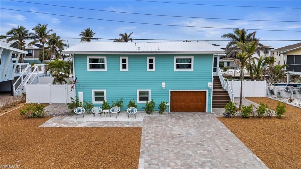 360 Bayland RD, FORT MYERS BEACH FL 33931