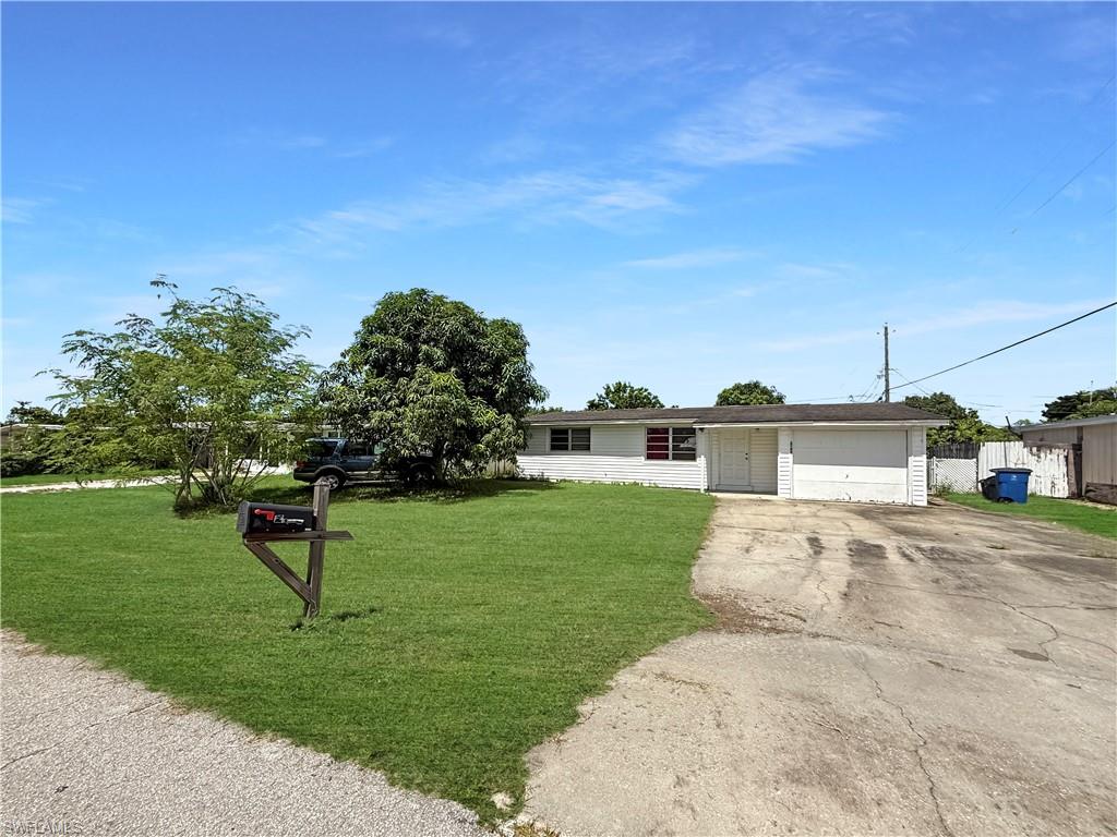 2189 Barry DR, FORT MYERS FL 33907