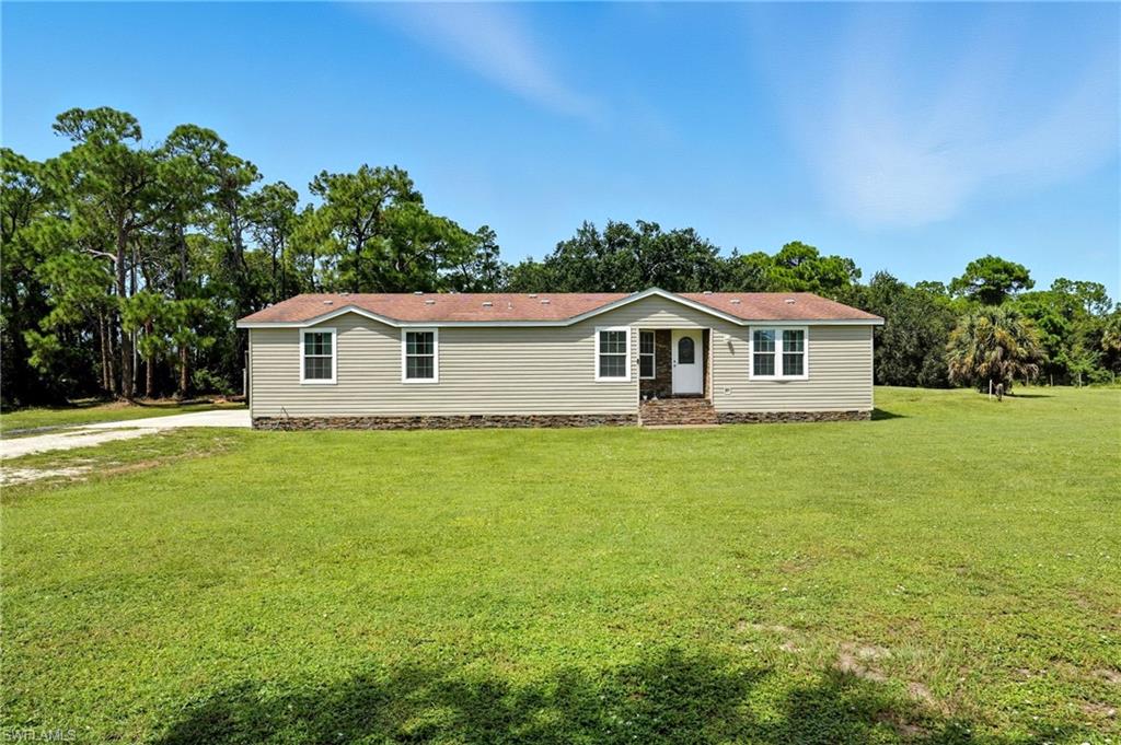 8077 Primrose BLVD, LABELLE FL 33935