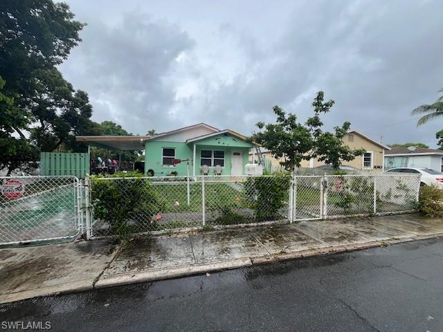 1025 Selkirk ST, WEST PALM BEACH FL 33405