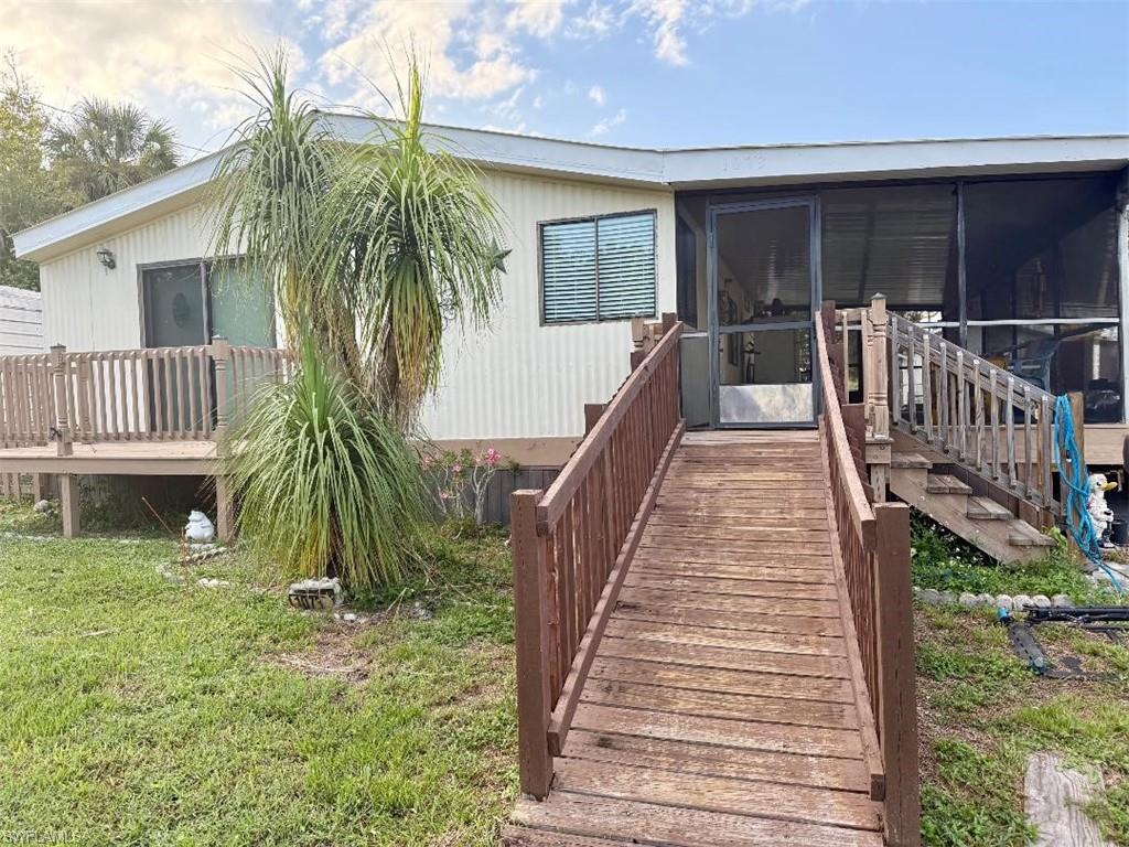 1073 New LN, MOORE HAVEN FL 33471