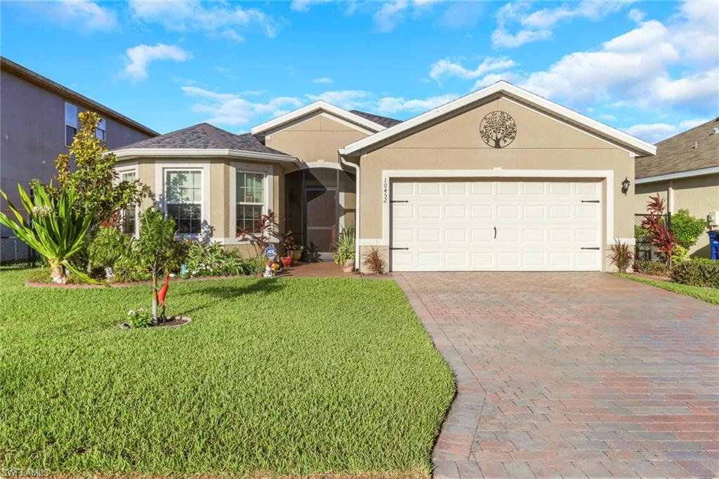10452 Canal Brook LN, LEHIGH ACRES FL 33936