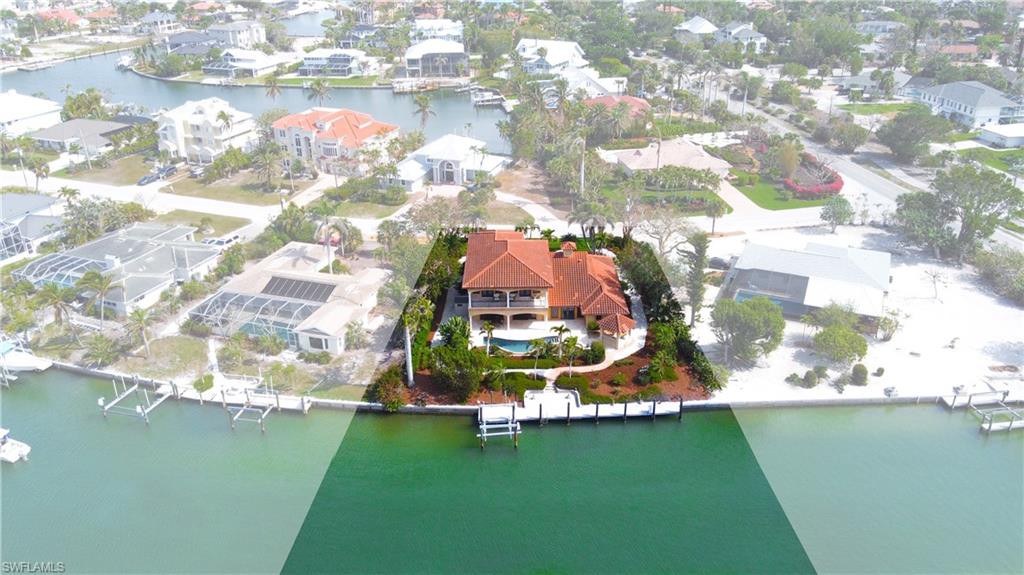 918 Limpet DR, SANIBEL FL 33957