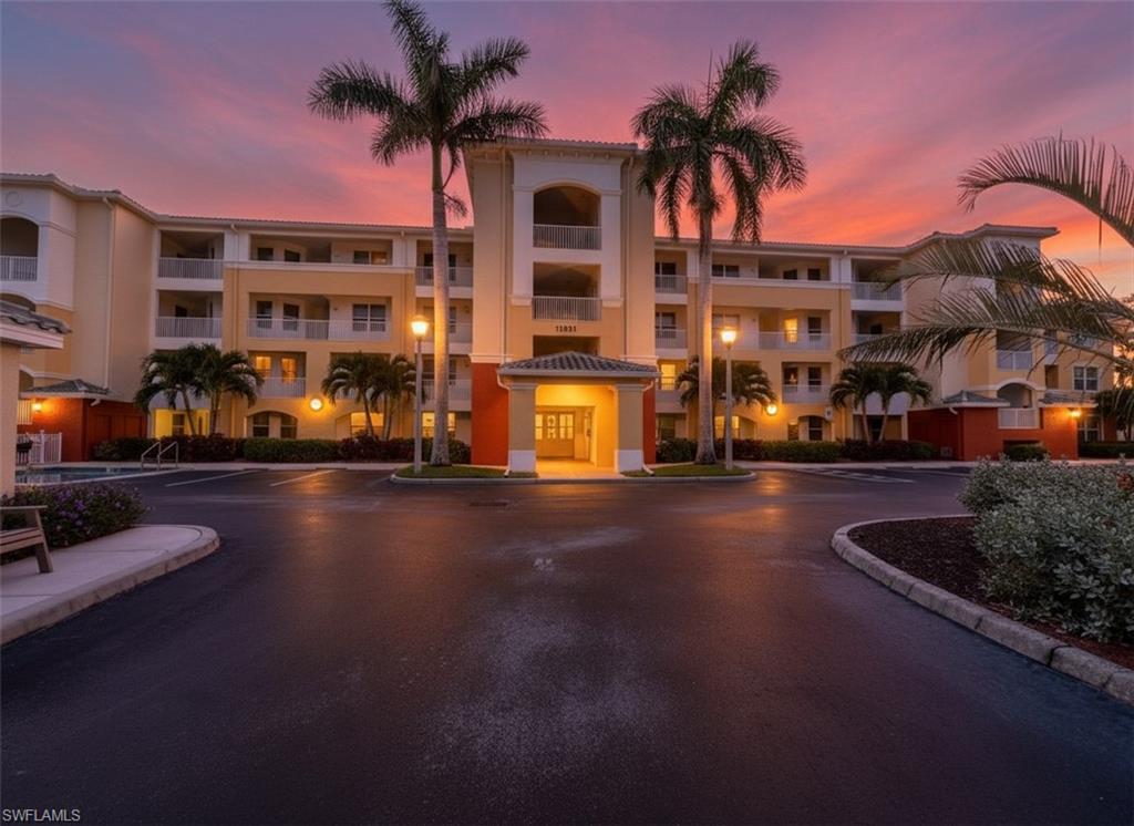 11001 Gulf Reflections DR # 105, FORT MYERS FL 33908