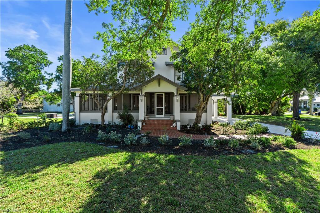 3235 Avocado DR, FORT MYERS FL 33901