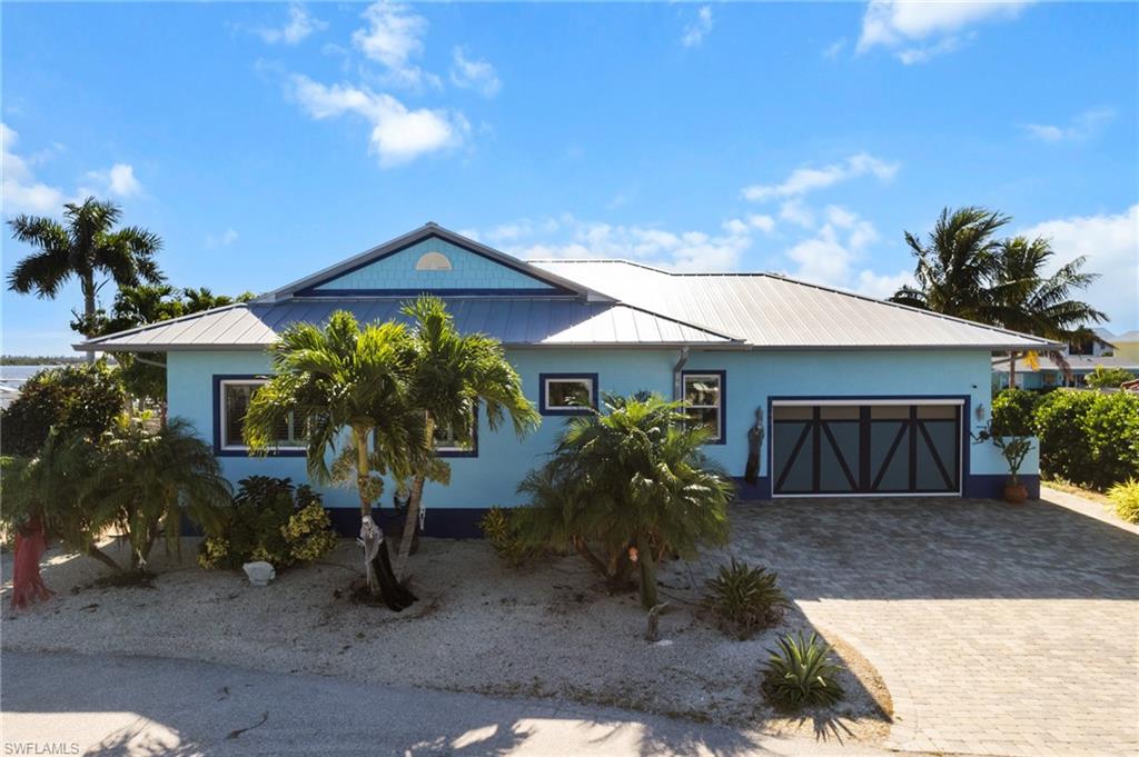 2743 Janet ST, MATLACHA FL 33993