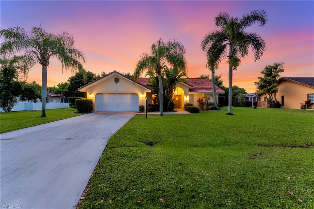 690 Morningmist LN, LEHIGH ACRES FL 33974