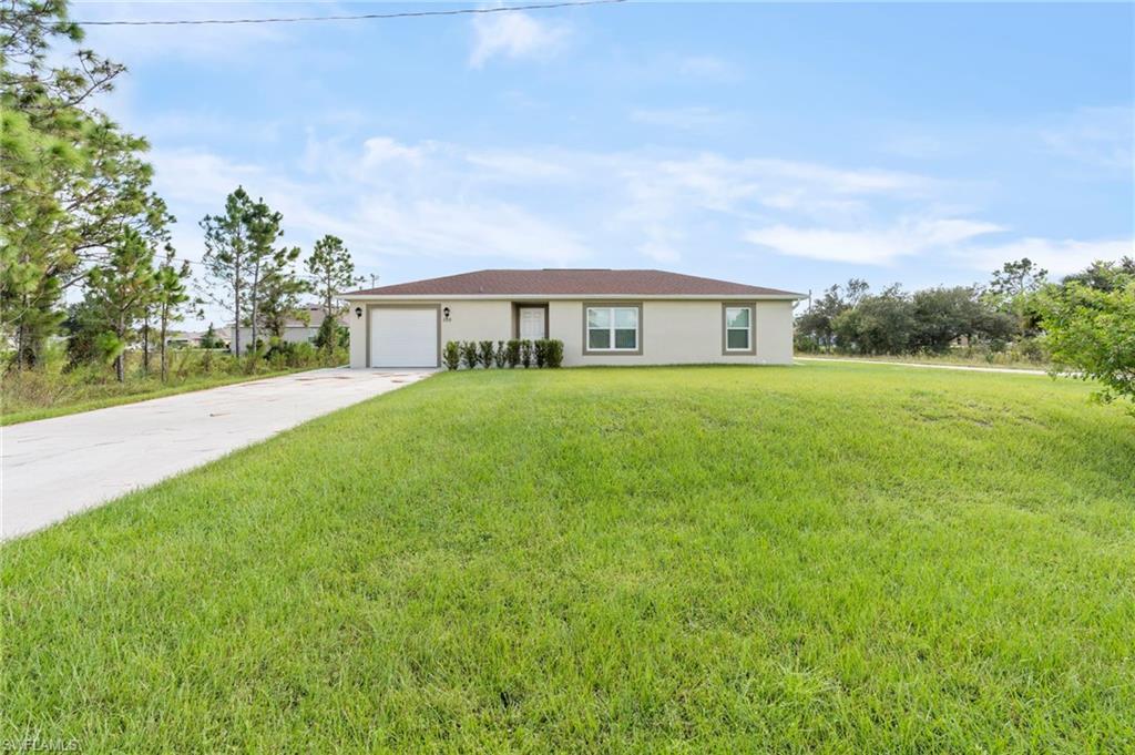 559 Roscoe ST, LEHIGH ACRES FL 33972
