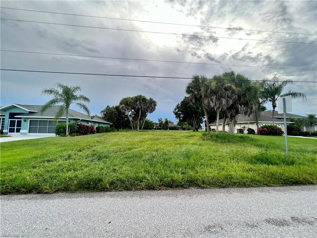 11 Sportsman RD, ROTONDA WEST FL 33947