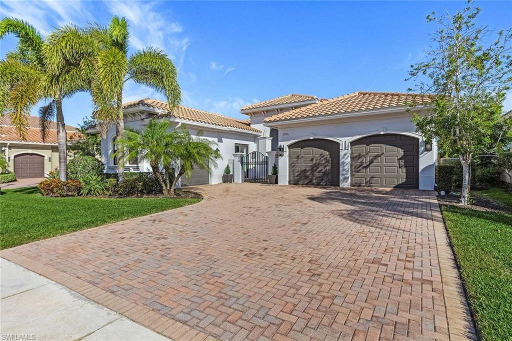 2906 Cinnamon Bay CIR, NAPLES FL 34119