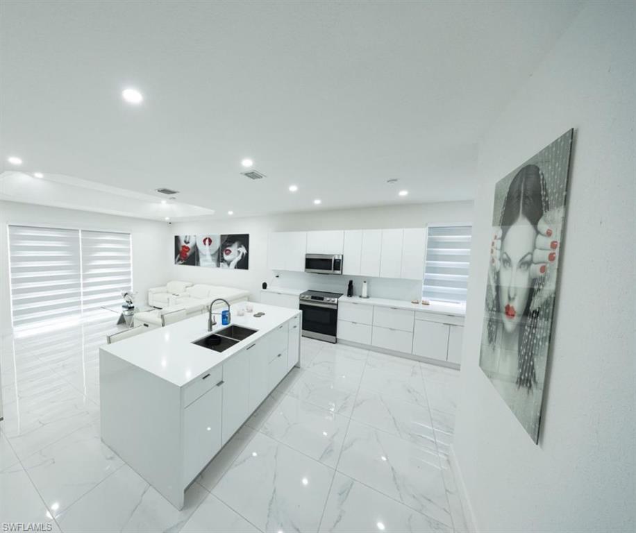 2122 NE 39th Ter, HOMESTEAD FL 33033