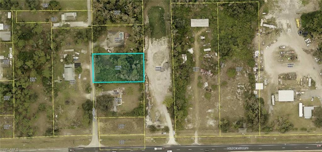 2435 Herzog RD, ALVA FL 33920
