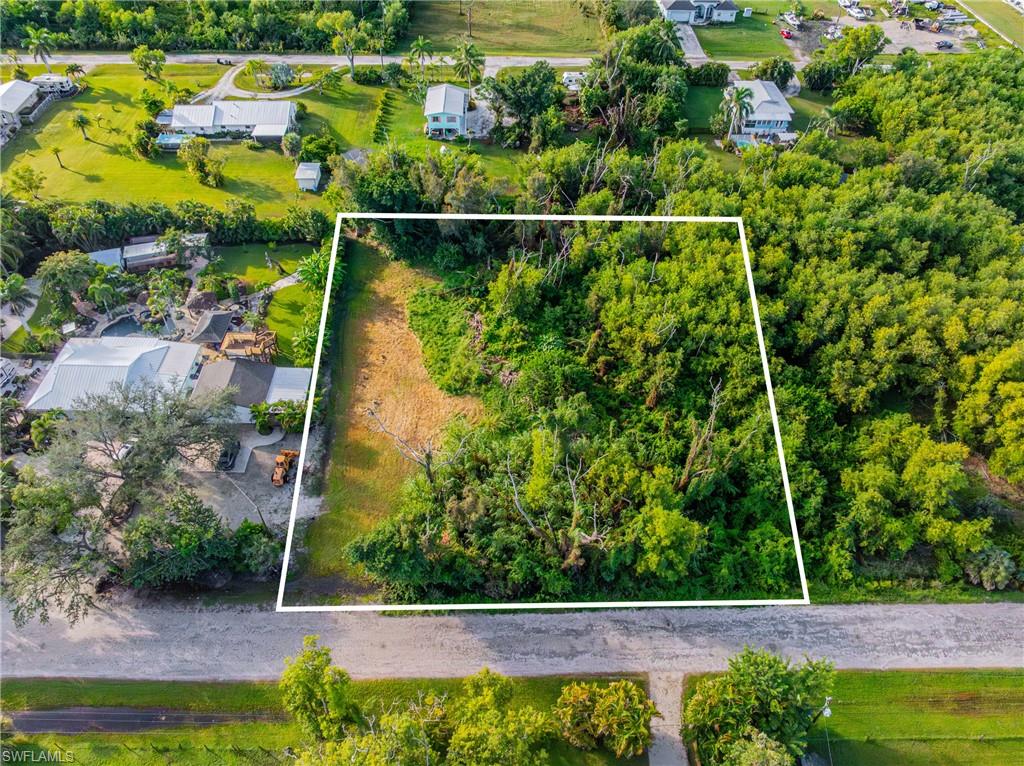 4689 Woodstock RD, ST. JAMES CITY FL 33956