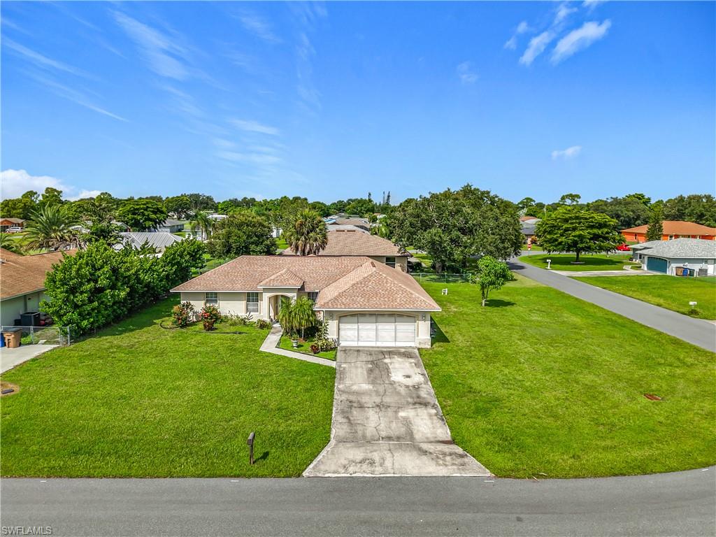 402 Chancery AVE, LEHIGH ACRES FL 33936