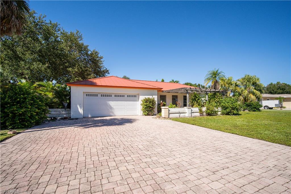 10160 McGregor BLVD, FORT MYERS FL 33919