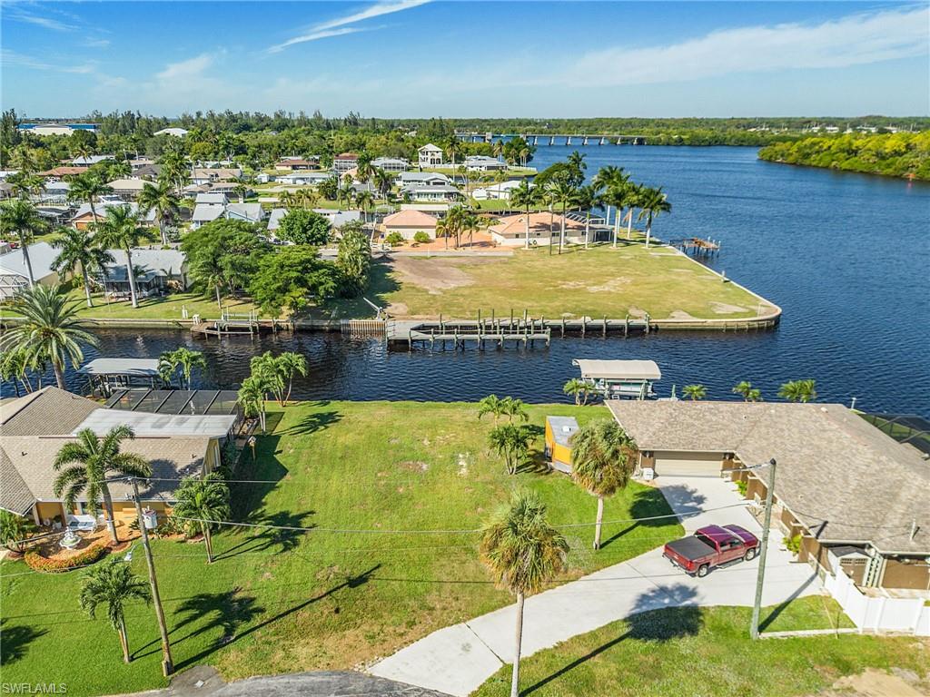 2193 River RD, FORT MYERS FL 33905