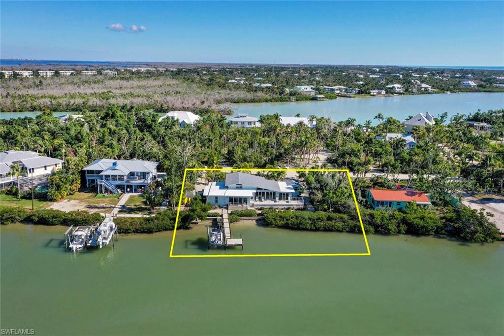 2667 Coconut DR, SANIBEL FL 33957
