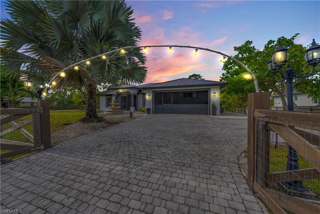 909 Williams AVE, LEHIGH ACRES FL 33972